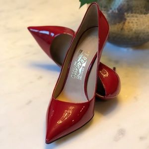 Brand new Salvatore Ferragamo red pump